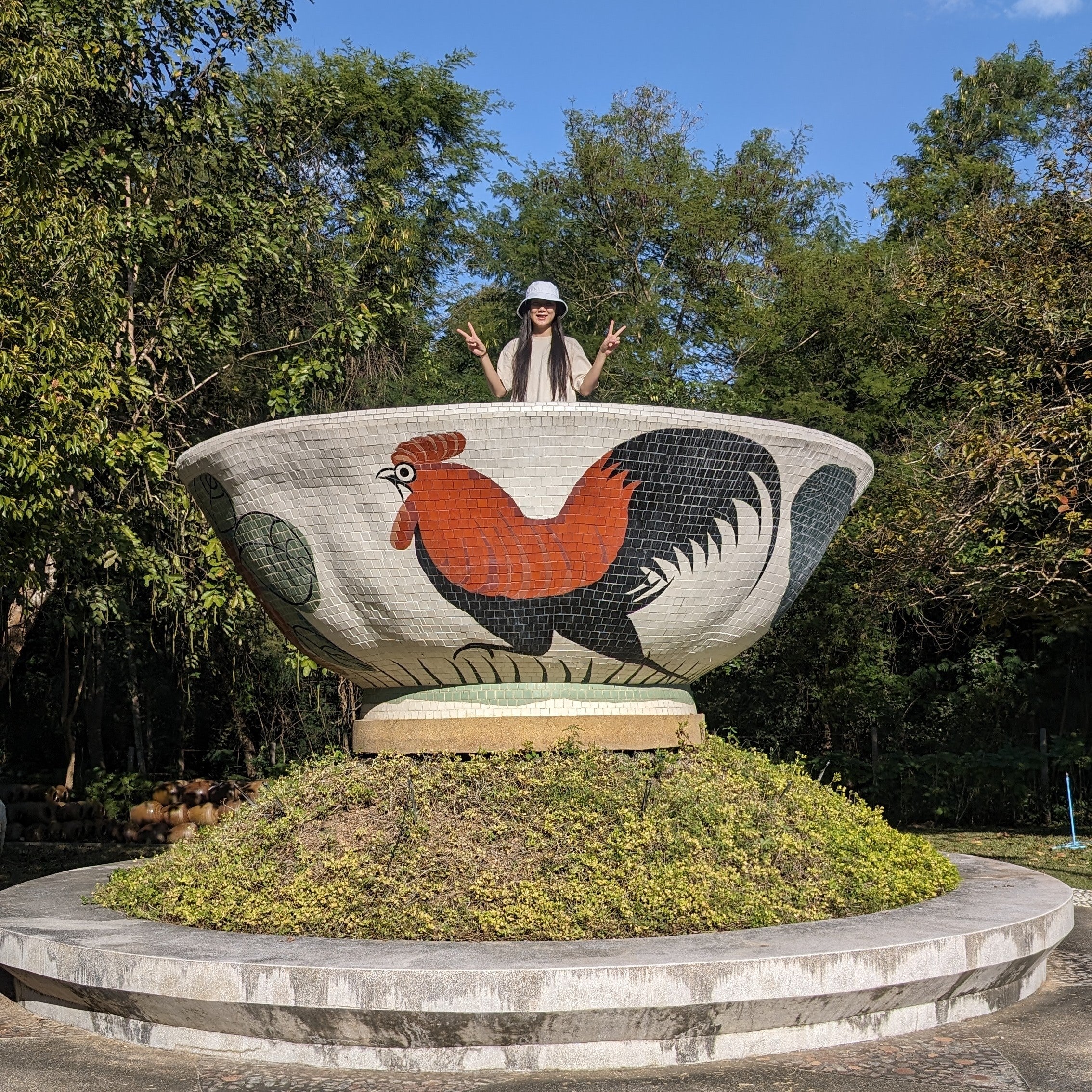 A Day Trip to Lampang and Rooster Ware Research