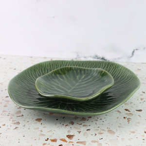 INDONESIAN HAND PAINTED GREEN LOTUS LEAF APPETIZER CERAMIC PLATE