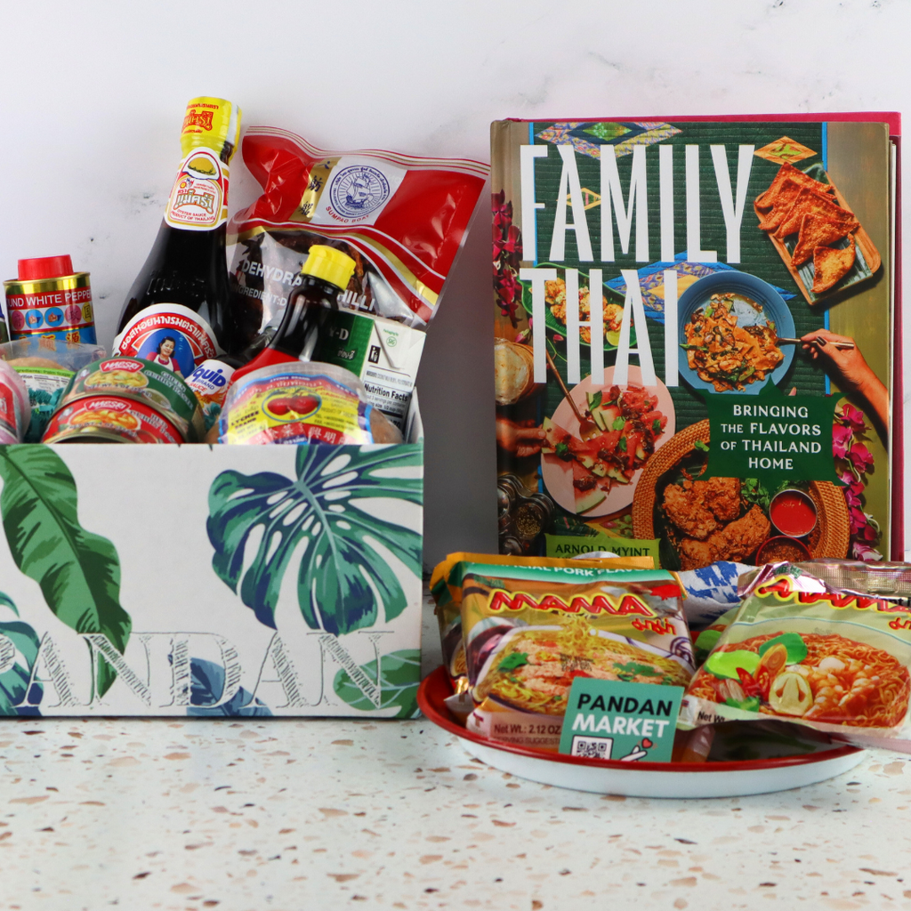 FAMILY THAI COOKBOOK AND PANTRY KIT GIFT SET