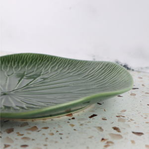 INDONESIAN HAND PAINTED GREEN LOTUS LEAF DINNER CERAMIC PLATE