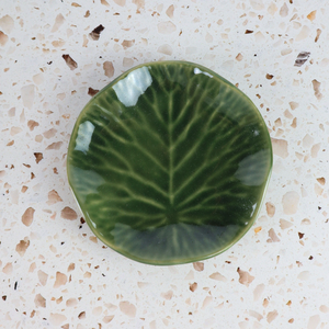 INDONESIAN HAND PAINTED GREEN LOTUS LEAF APPETIZER CERAMIC PLATE