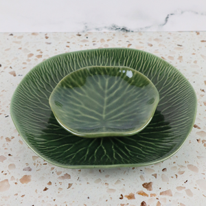 INDONESIAN HAND PAINTED GREEN LOTUS LEAF APPETIZER CERAMIC PLATE