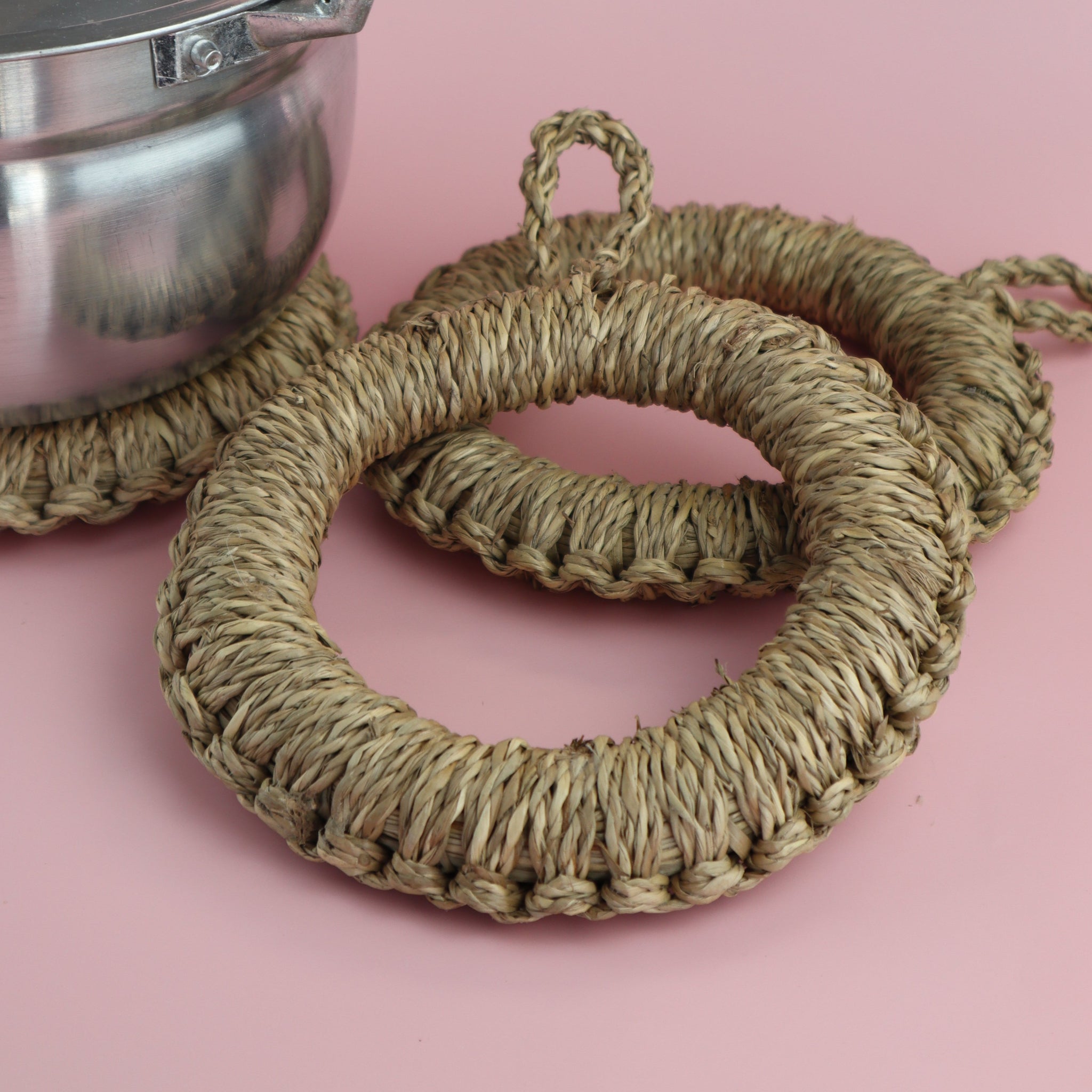 VIETNAMESE SEAGRASS TRIVET PLACEMAT LINER