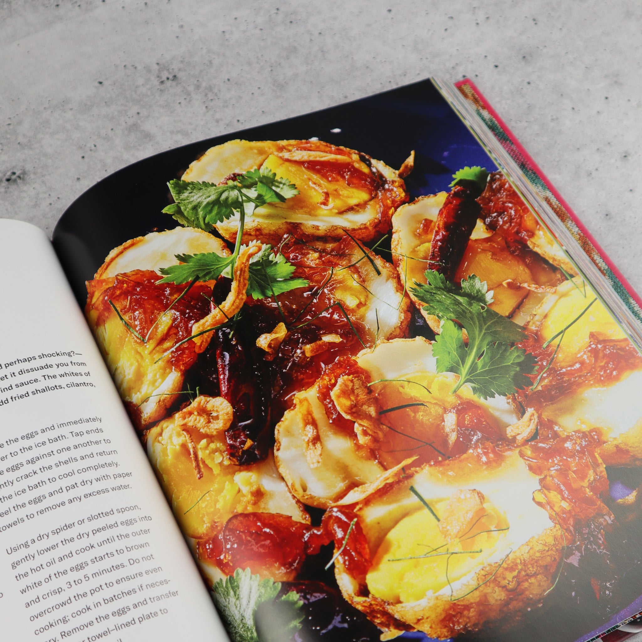 ARNOLD MYINT AND KAT THOMPSON FAMILY THAI COOKBOOK