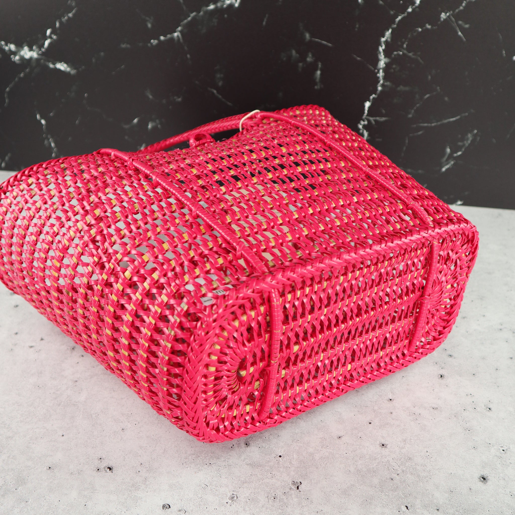 FILIPINO UPCYCLED WOVEN MARKET BAG (DRAGON FRUIT PINK)