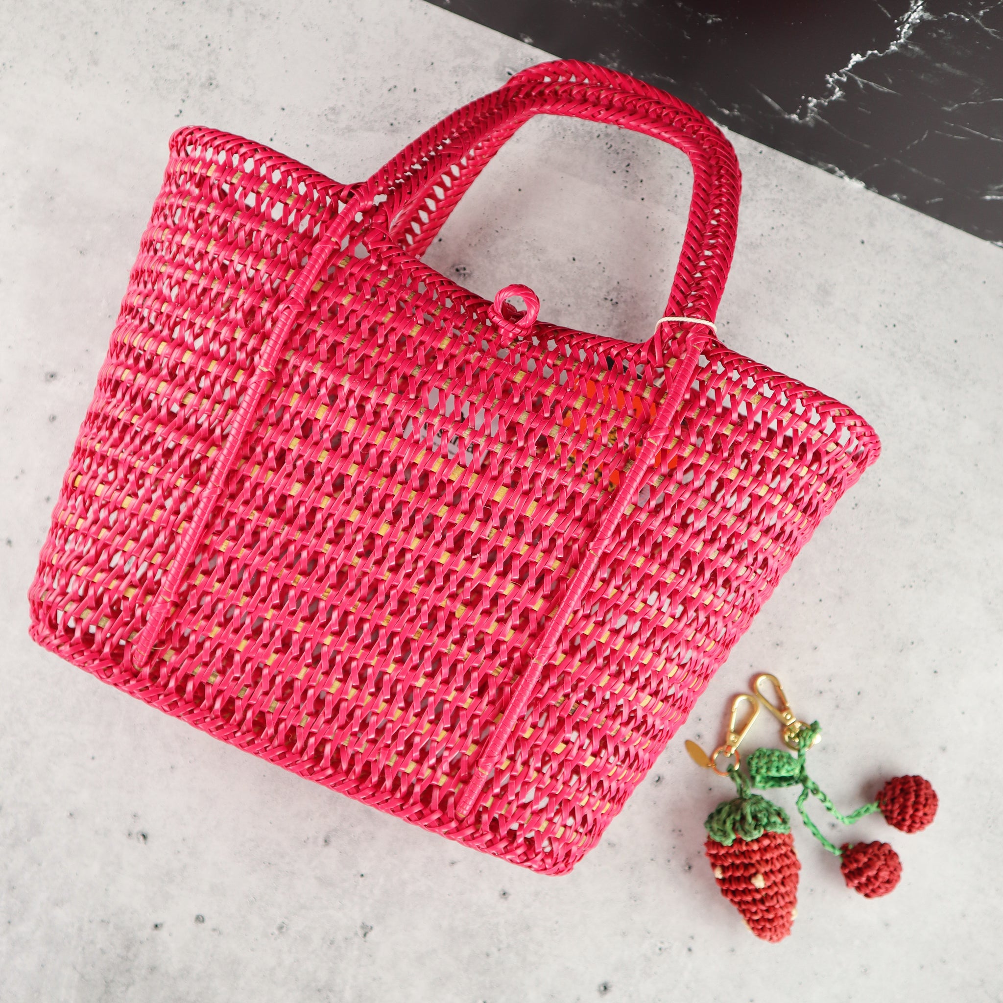 FILIPINO UPCYCLED WOVEN MARKET BAG (DRAGON FRUIT PINK)