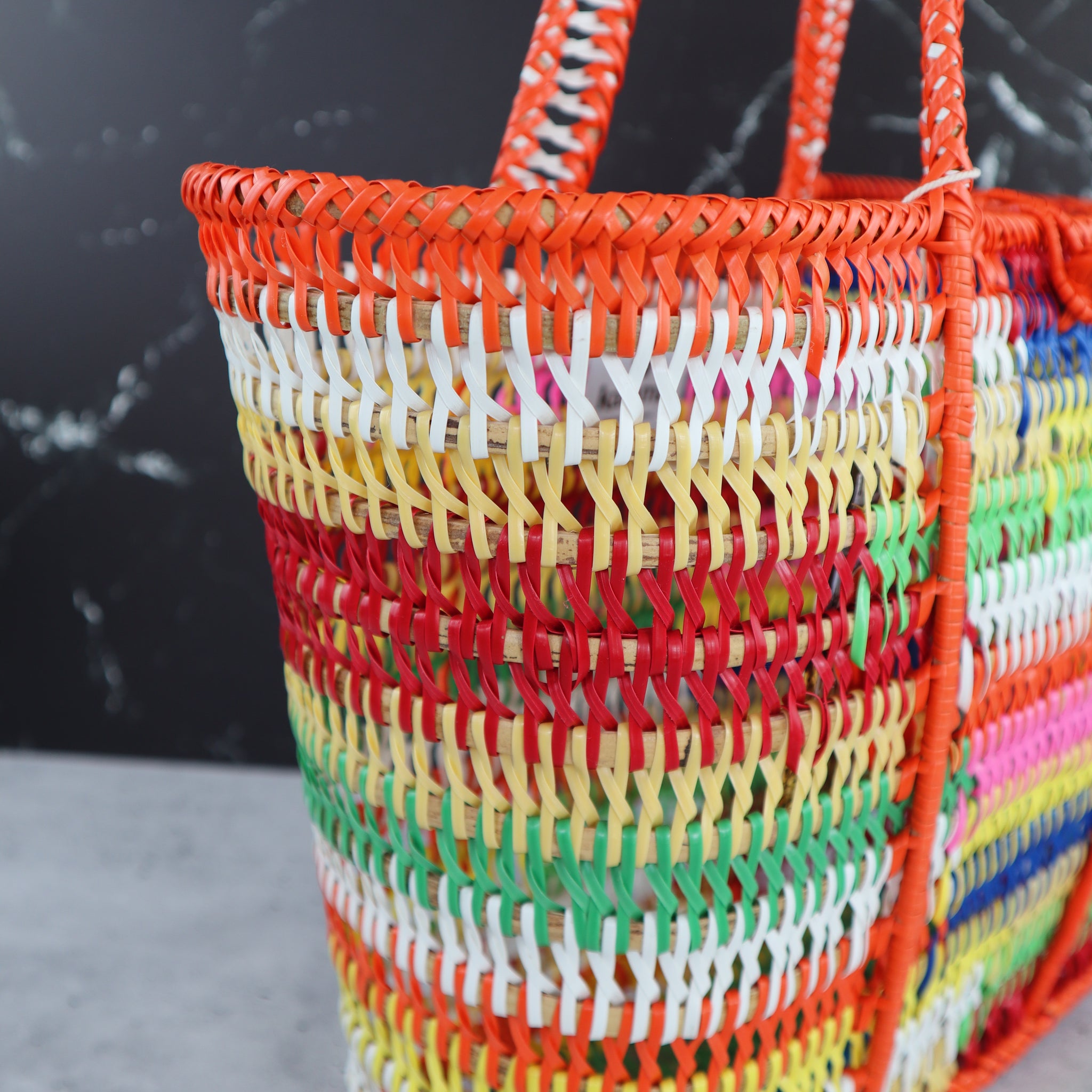 FILIPINO UPCYCLED WOVEN MARKET BAG (GUMBALL RAINBOW)