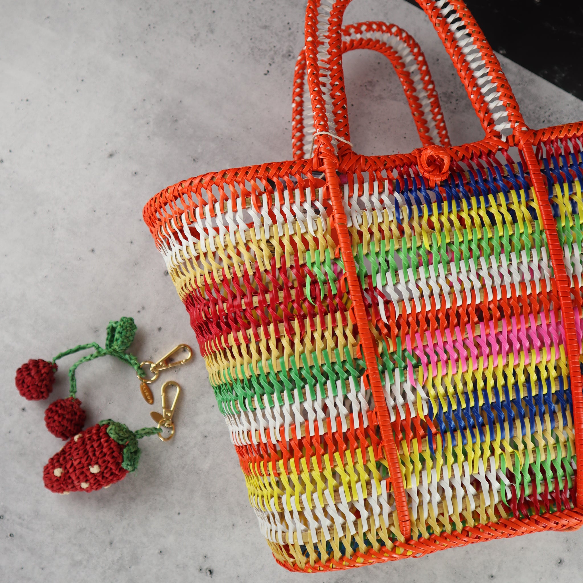 FILIPINO UPCYCLED WOVEN MARKET BAG (GUMBALL RAINBOW)