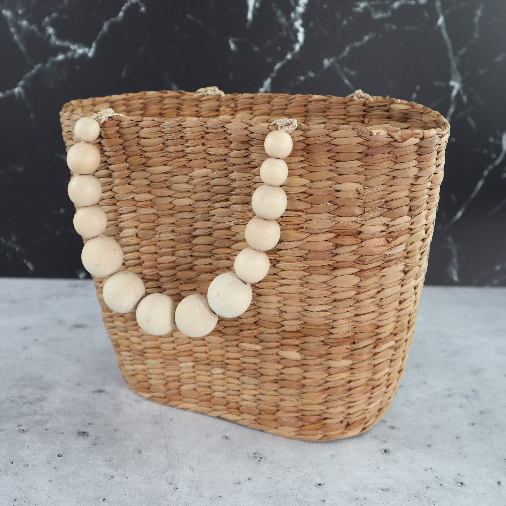 FILIPINO SEAGRASS AND WOODEN BEAD HANDBAG