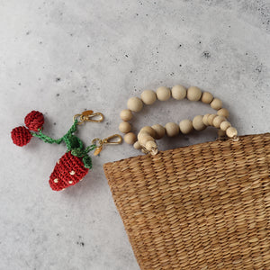 FILIPINO SEAGRASS AND WOODEN BEAD HANDBAG