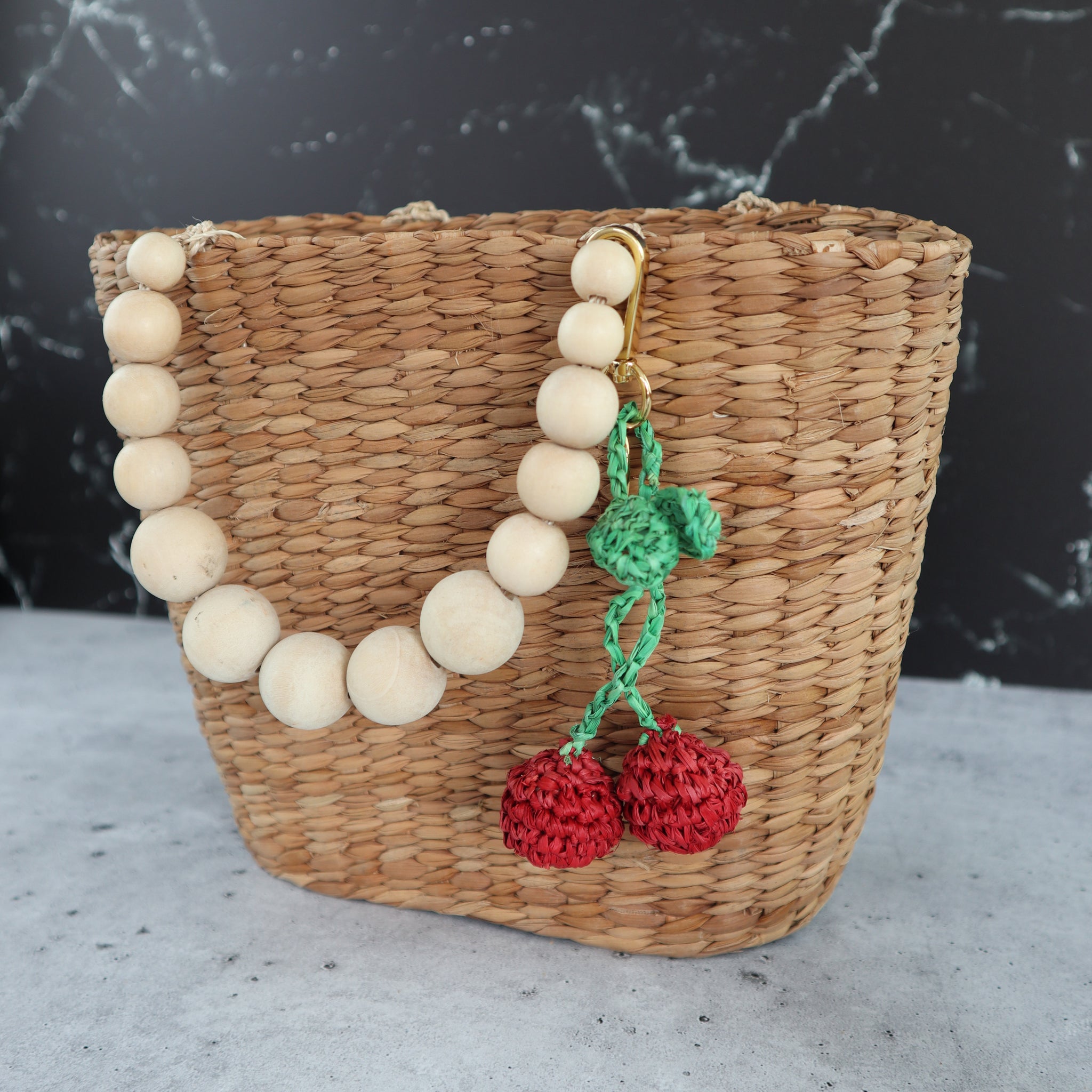 FILIPINO SEAGRASS AND WOODEN BEAD HANDBAG
