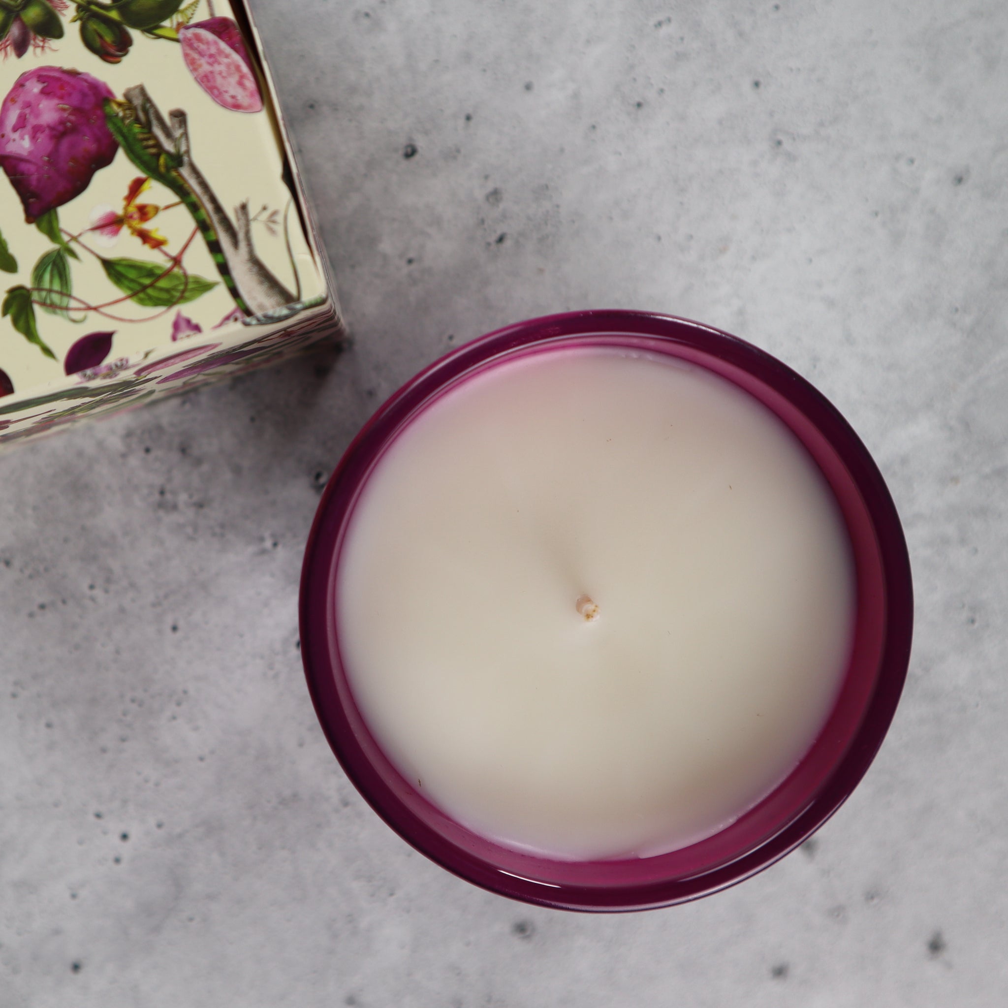 KASAMA UBE BUTTER SOY WAX CANDLE (SCENT OF THE PHILIPPINES)