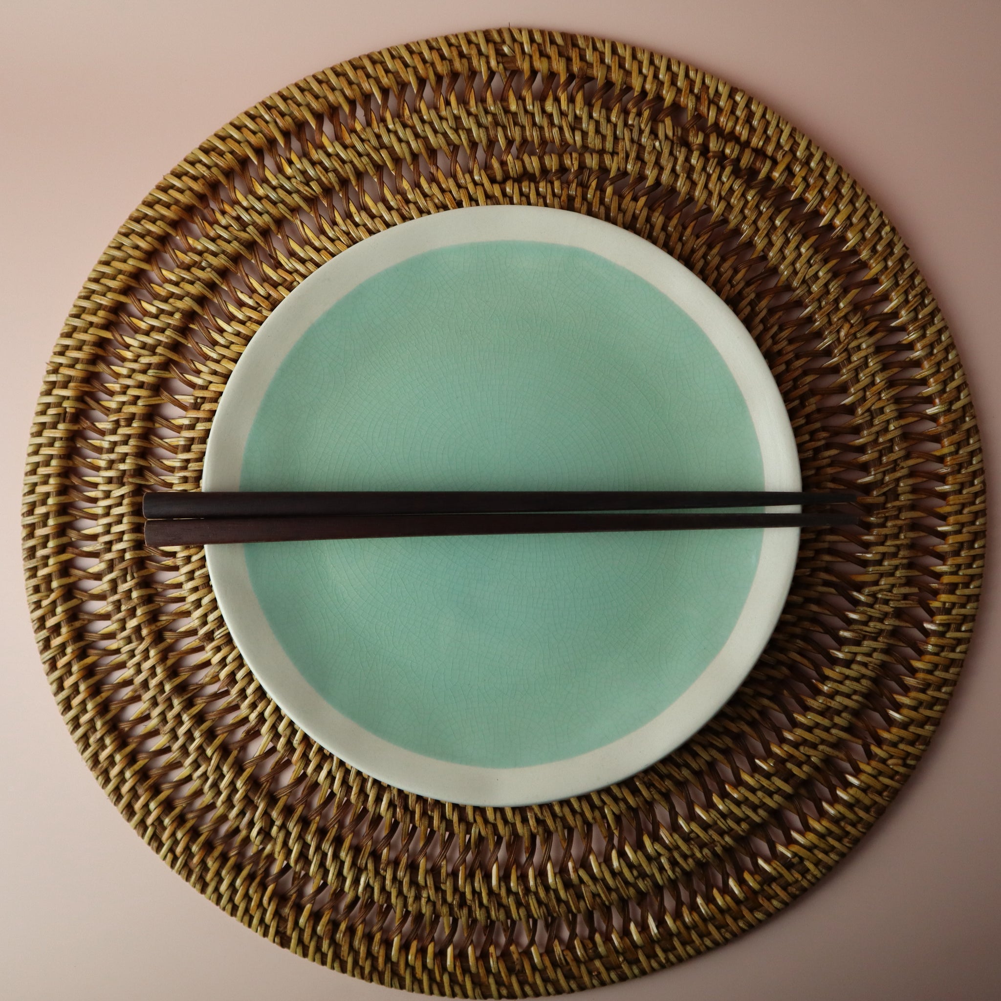 INDONESIAN BROWN SPIRAL RATTAN CHARGER PLATE