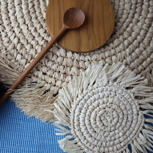 INDONESIAN NATURAL BOHO RAFFIA STRAW PLACEMAT WITH FRINGE