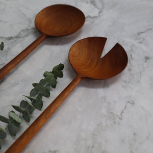 INDONESIAN TEAK WOOD ROUND SHAPED SERVING UTENSIL SET, SALAD SPOON, FORK SPATULA (2 PIECES)