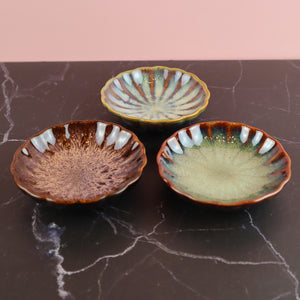 VIETNAMESE CHRYSANTHEMUM SMALL DISH - MOTHER OF PEARL OMBRE (TRINKET DISH, KOBACHI BOWL, SPICE DISH, ACCESSORY DECOR)