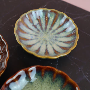 VIETNAMESE CHRYSANTHEMUM SMALL DISH - MOTHER OF PEARL OMBRE (TRINKET DISH, KOBACHI BOWL, SPICE DISH, ACCESSORY DECOR)